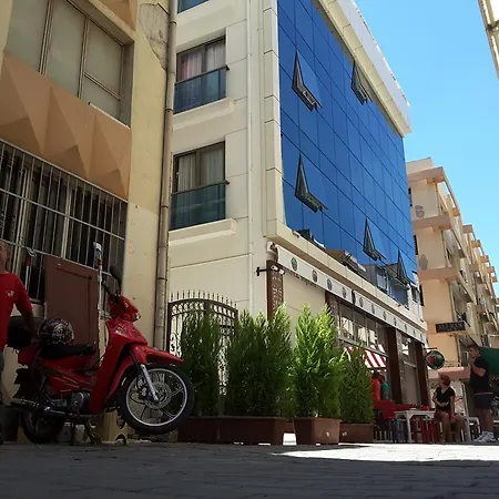 公寓 Alsancak Residance Akkus 伊兹密尔